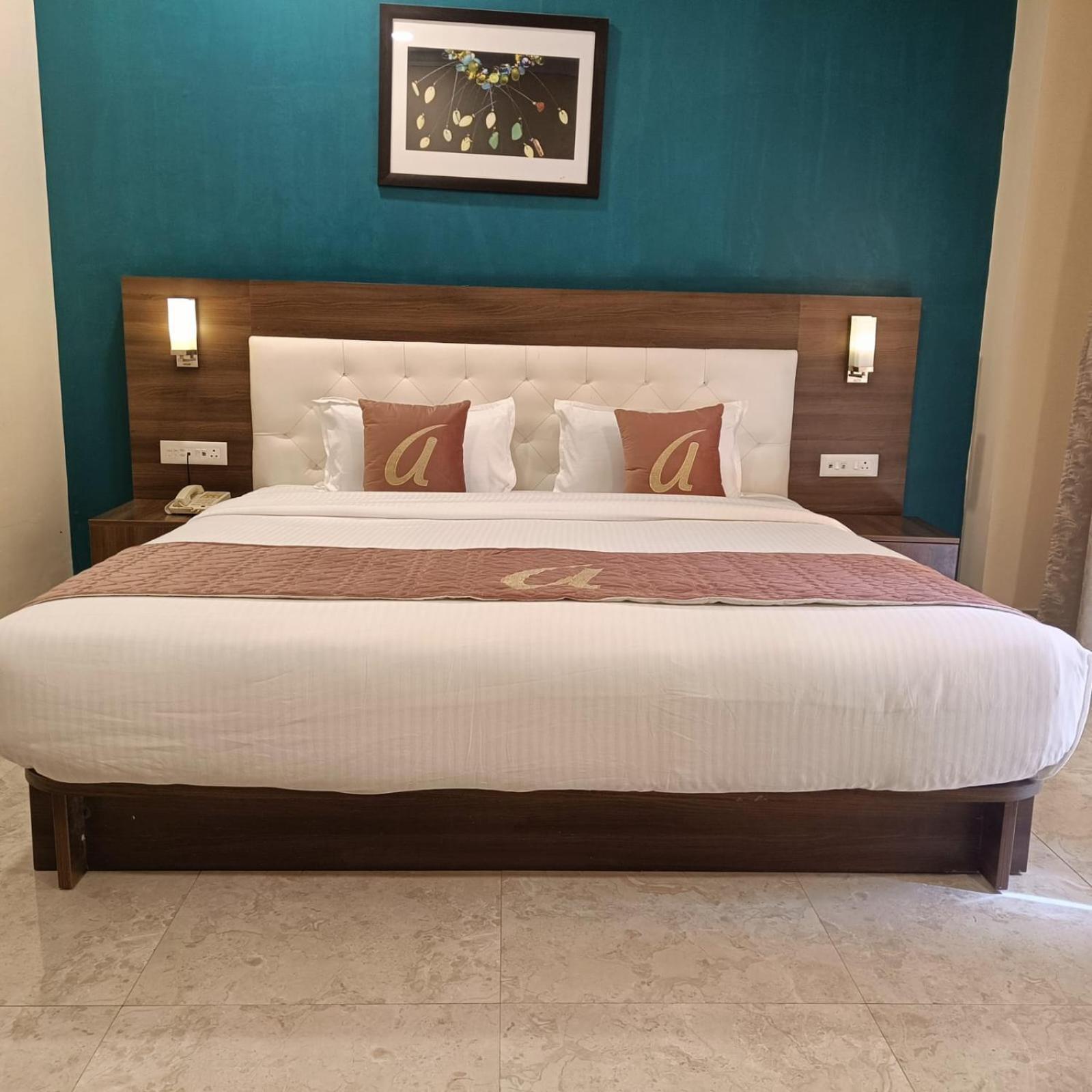 Astra Hotels & Suites Whitefield Near To Nallurahalli Metro Station And Ktpo บังกาลอร์ ภายนอก รูปภาพ